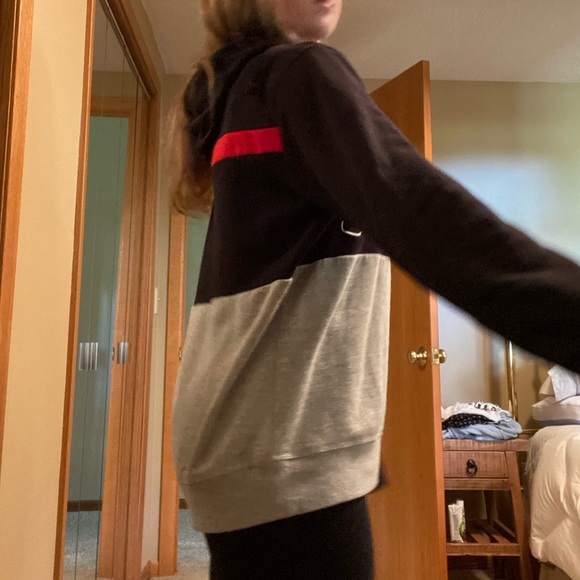 Color block hoodie - Picture 2 of 3